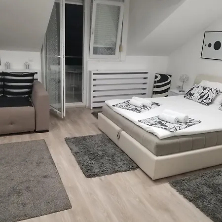 Stan Na Dan Angel Apartment *